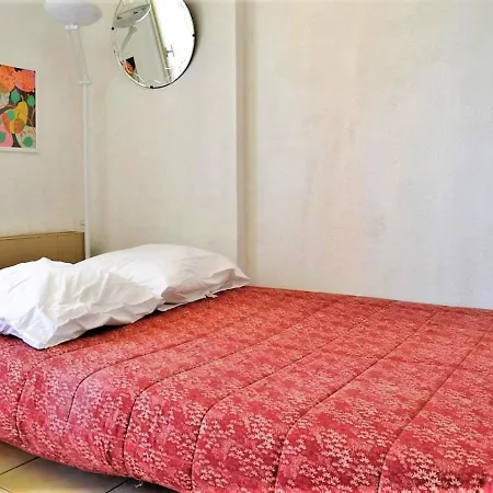 דירה Studio Bormes-Les-Mimosas, 1 Piece, 2 Personnes - Fr-1-251-161 *