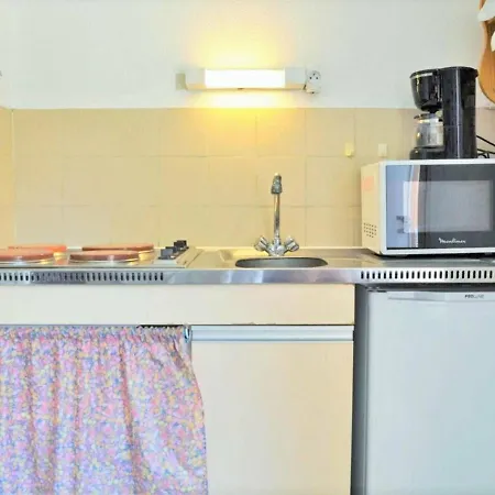 Studio Bormes-Les-Mimosas, 1 Piece, 2 Personnes - Fr-1-251-161 בורם-לה-מימוזה