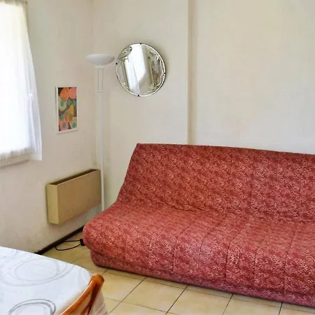 Studio Bormes-Les-Mimosas, 1 Piece, 2 Personnes - Fr-1-251-161